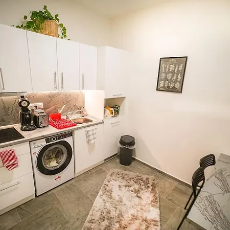 Apartment Studio & Family - Masionette 24ノ7 Near By Shopping Center